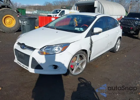 2014 Ford Focus Se from USA, damaged, VIN 1FADP3K21EL114386